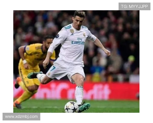 明特单刀良机遭多古战术犯规阻断裁判果断出示黄牌警告